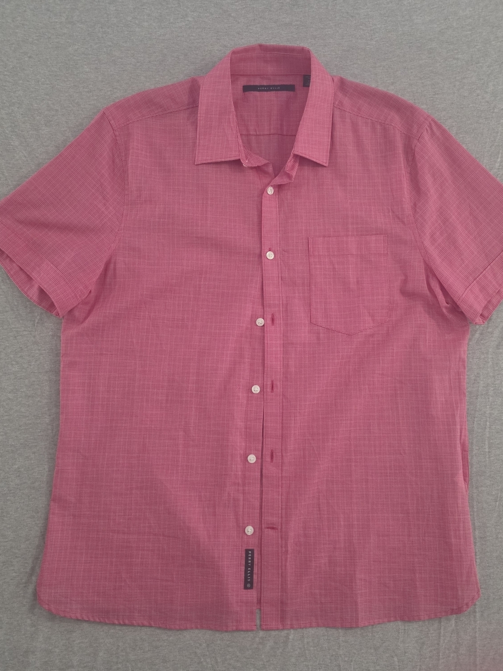 Perry Ellis Men's Short-Sleeve Button-Down Business Casual Shirt in Rose Pink